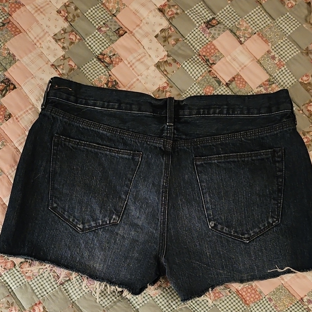 Madewell Mid-Rise Cutoff Shorts - Size 28 - Picture 2 of 7